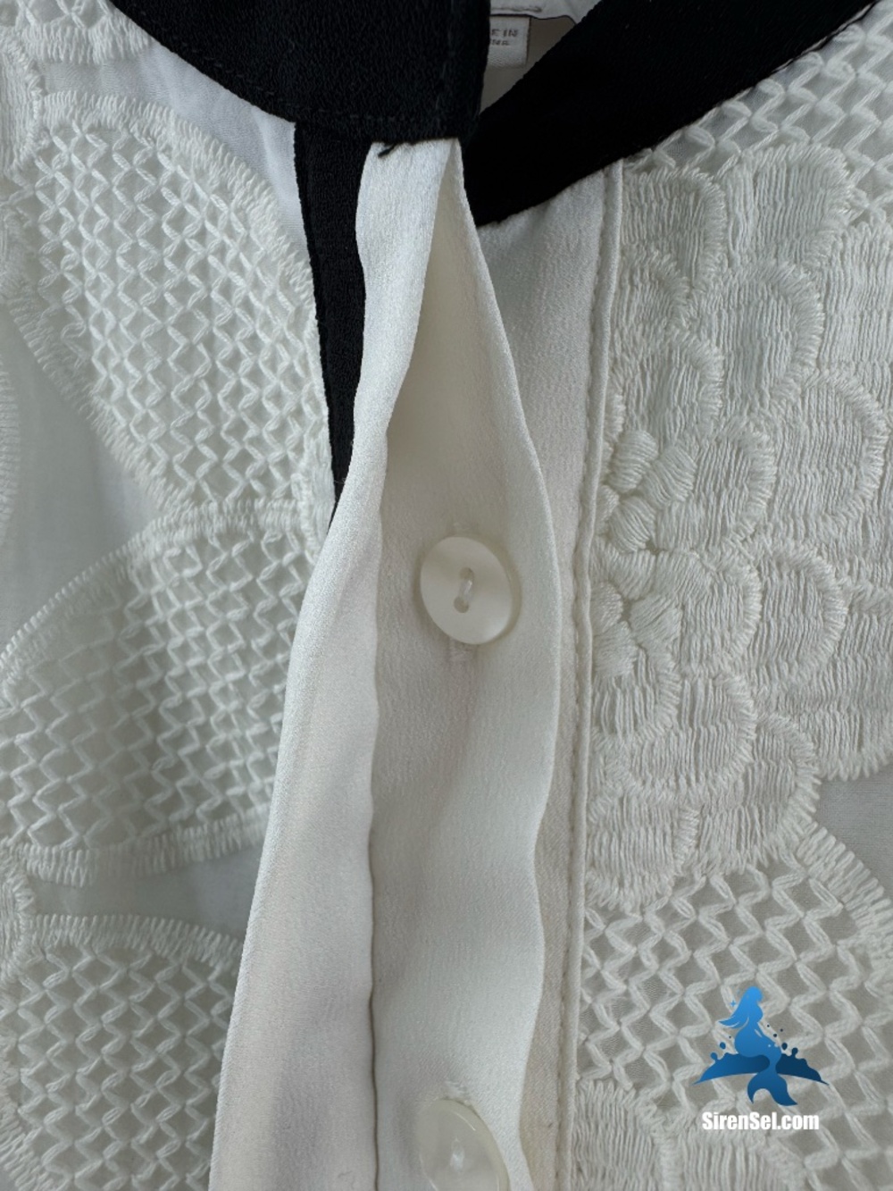 1313 LOFT Sleeveless Lace Panel Blouse – SP – Black White (Ivory) - Picture 4 of 16